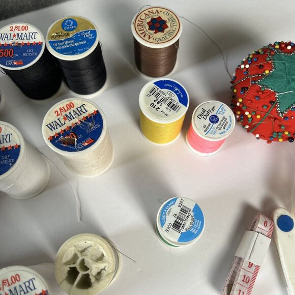 Sewing Thread Spools Various Colors and Sizes Lot of Thread 70+ Pins Cushion - Picture 6 of 9